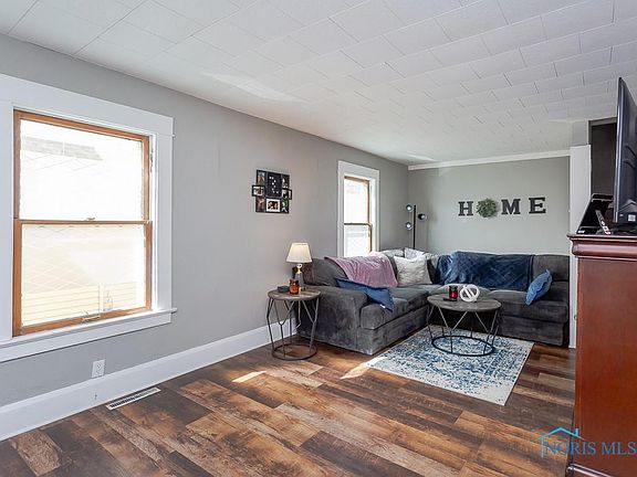 5th image of 4301 N Lockwood Ave
