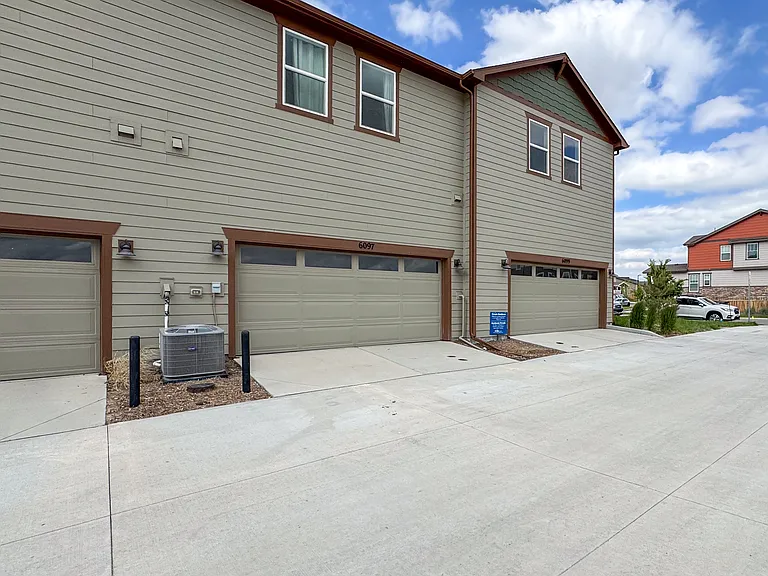 6097 N Liverpool St — Photo 17