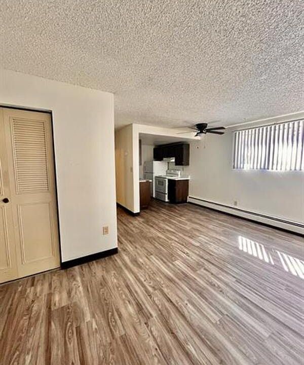 1st image of 2223 8th Ave Unit 103