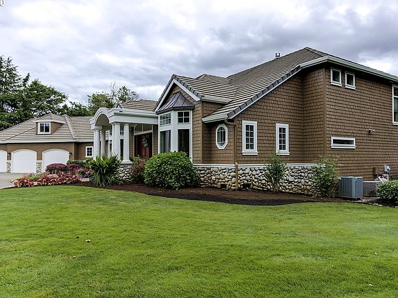 4th image of 9009 NE 151st Cir