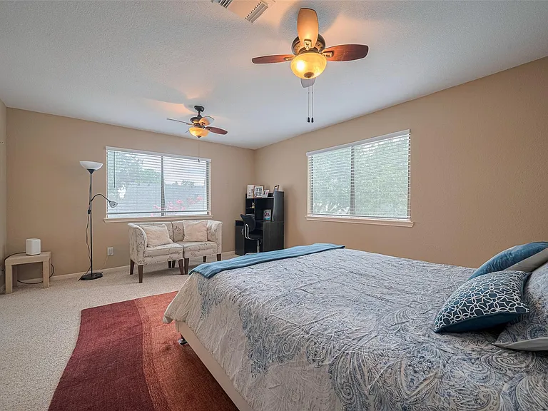 12231 Carriage Hill Dr — Photo 25