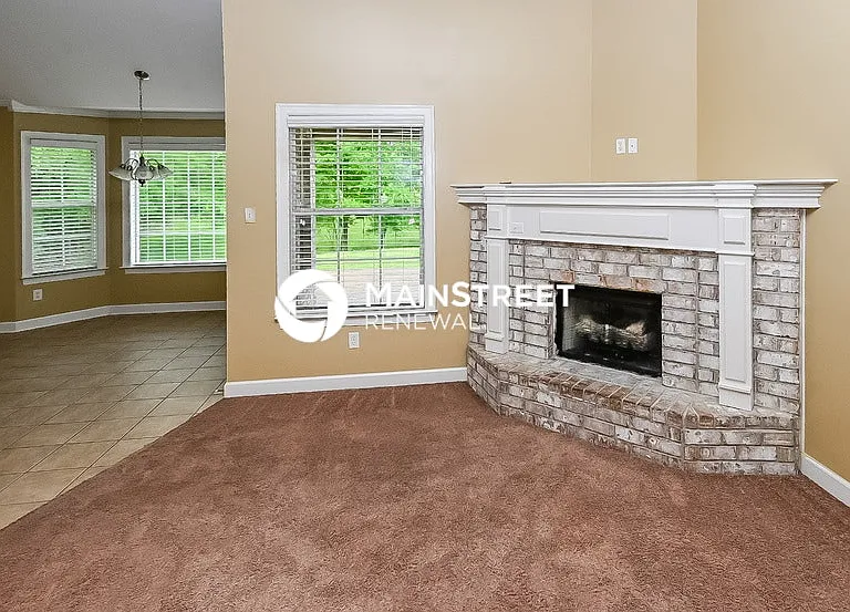 7544 Mary Dr — Photo 3