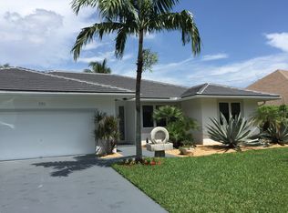 191 S Country Club Blvd, Boca Raton, FL 33487