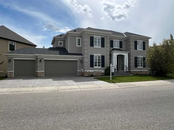 45 NE Rockcliff Hts NW, Calgary, AB T3G 0C7