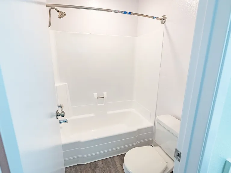 4444 Ensign Avenue — Photo 55
