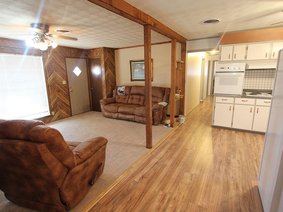 1st image of 1025 Cope Dr