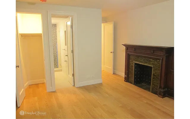 Rented by Douglas Elliman | media 18