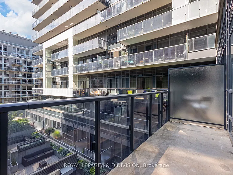 1030 King St W #435 — Photo 25