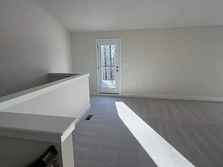 330 Birdie Ct — Photo 6