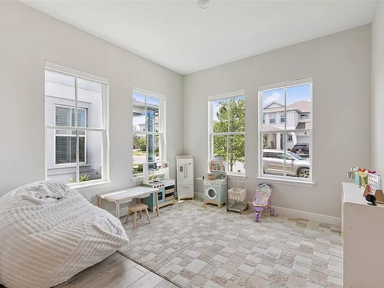 13114 McMillan Dr — Photo 10