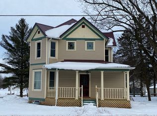 300 S Main St, Loyal, WI 54446