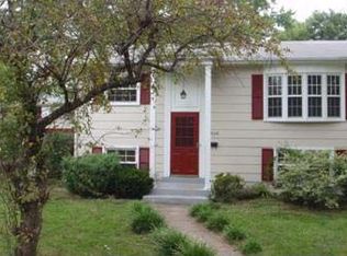 15109 Cloverdale Rd, Woodbridge, VA 22193