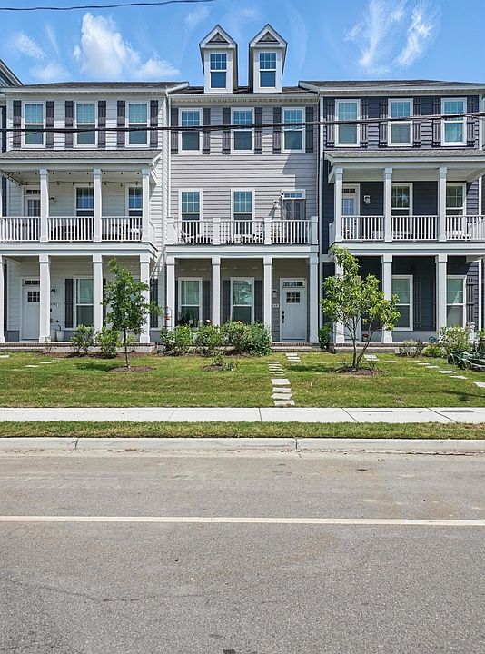 1st image of 9568 21st Bay St