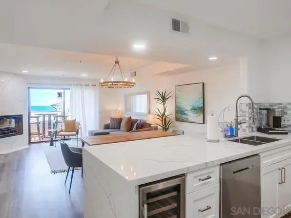 5726 La Jolla Blvd Unit 201, La Jolla, CA 92037