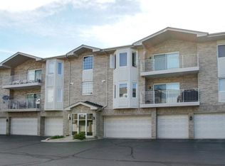 709 N 5th Ave FLOOR 2, Addison, IL 60101