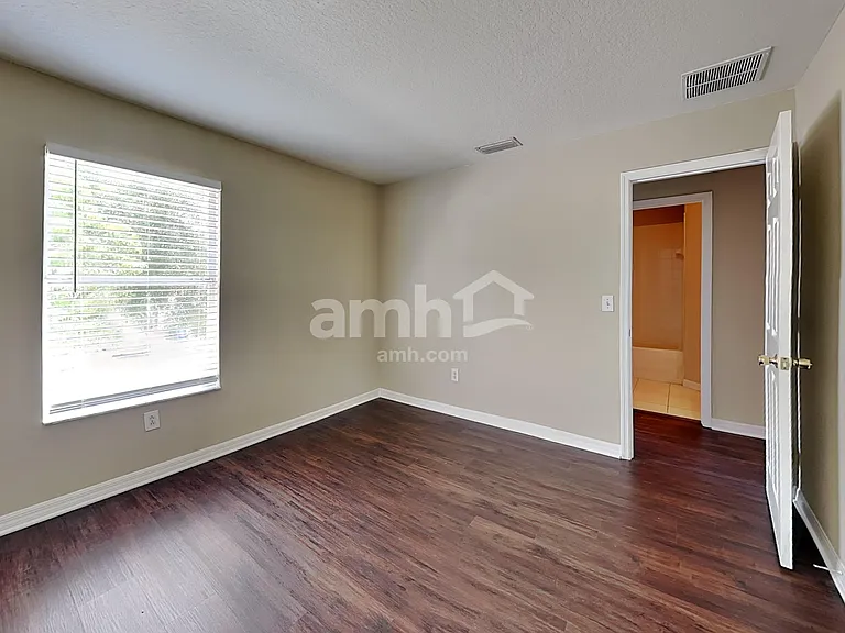 12109 Tree Haven Ave — Photo 15