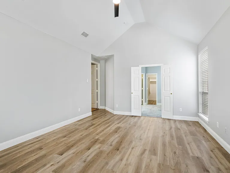 4804 Appleridge Dr — Photo 12