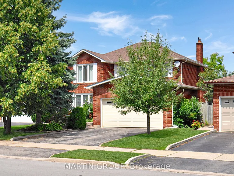 2083 Pen St — Photo 1