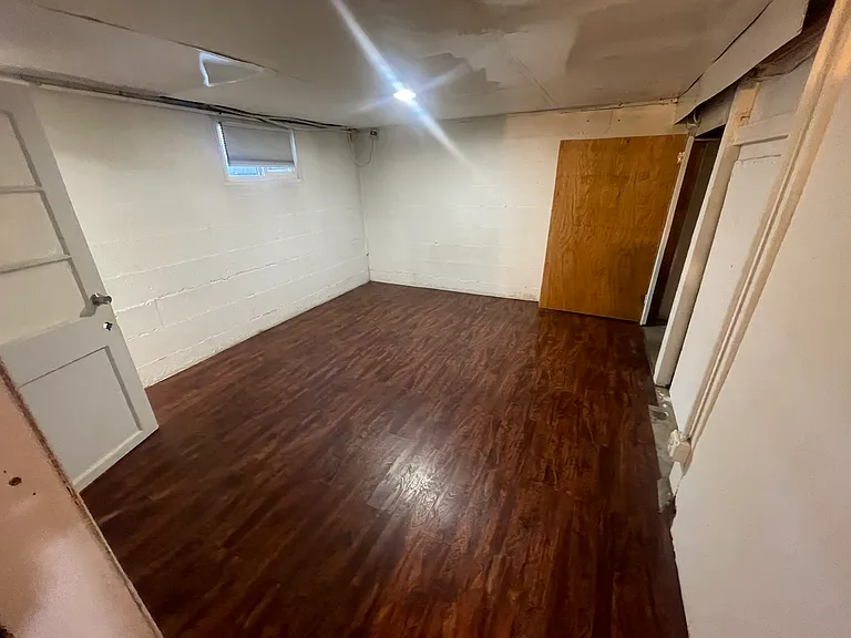 1166 Market St NE — Photo 20