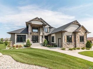 2600 W Brentridge St, Sioux Falls, SD 57108