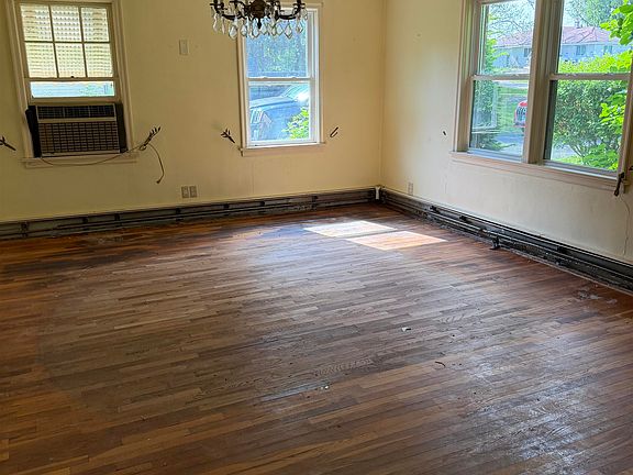 5th image of 4442 Safford Rd
