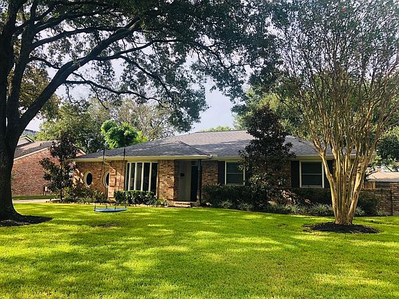 2nd image of 13930 Saint Marys Ln