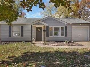 9845 Dennis Dr, Saint Louis, MO