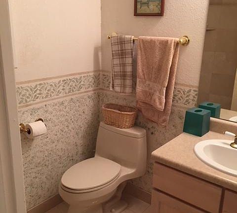 4th image of 1888 S Jackson St APT 1102