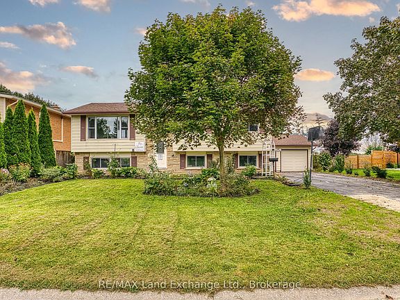 3rd image of 21 Fairview Dr
