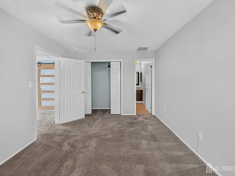 22 Driftwood Dr — Photo 10