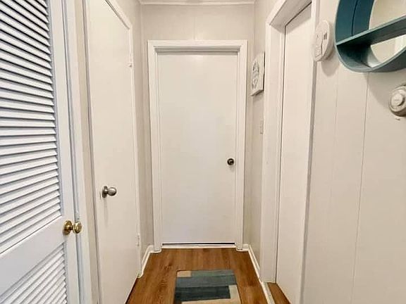 3rd image of 1011 Kane St