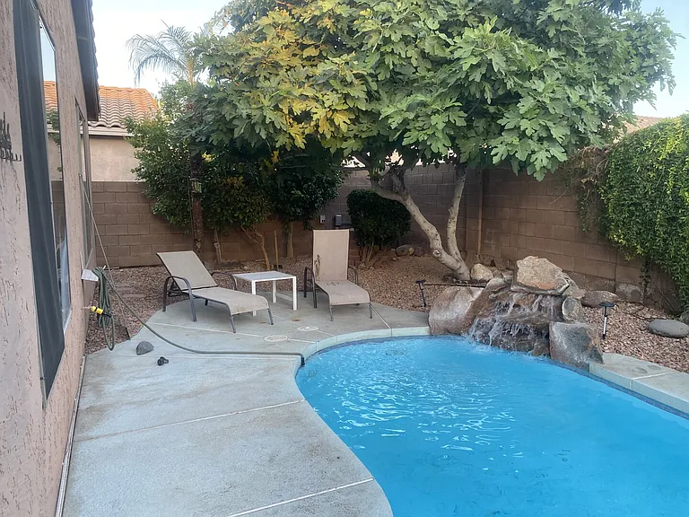 W Irma Ln — Photo 5