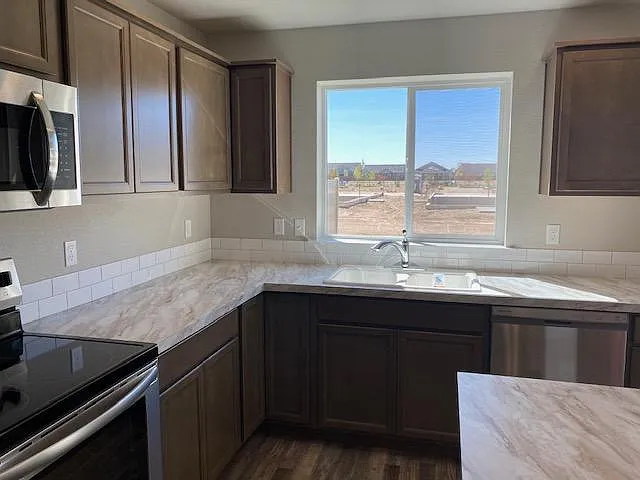 4465 W Silver Riv — Photo 13