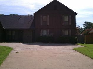 3404 Kirby Rd, Memphis, TN 38115