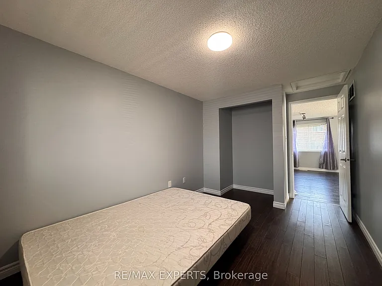 4 Ambler Bay #UPPER — Photo 23