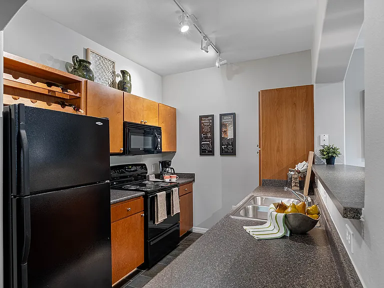 10420 McKinley Dr — Photo 50