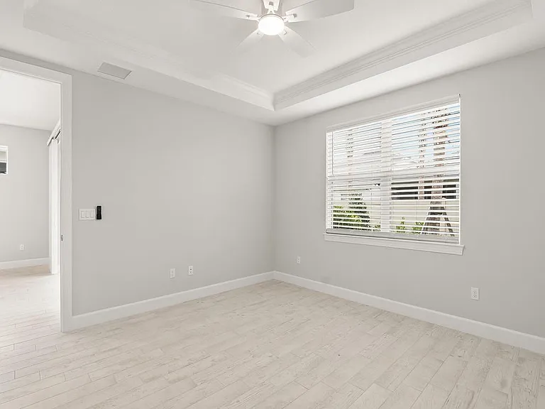 4501 Nautilus Cir — Photo 18