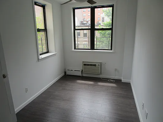 Rented by Easy Rental LLC | media 44