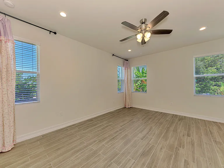 4400 Conchfish Ln — Photo 11