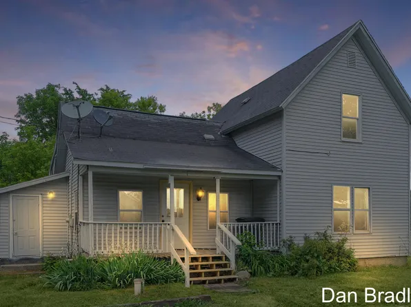 15808 Sherman St, Coral, MI 49322