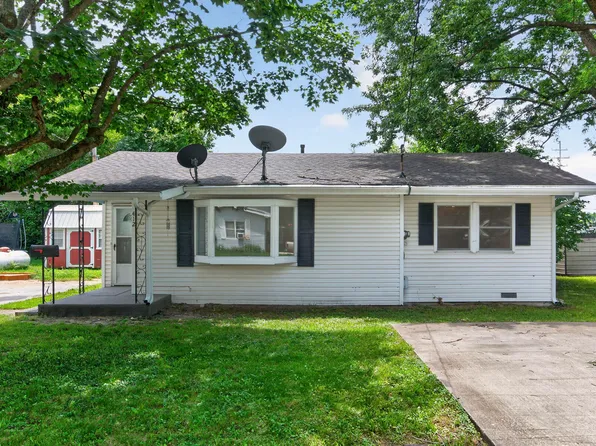 412 E Madison Street, Marshfield, MO 65706