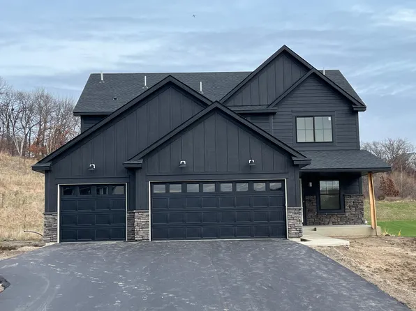 8526 157th St, Savage, MN 55378