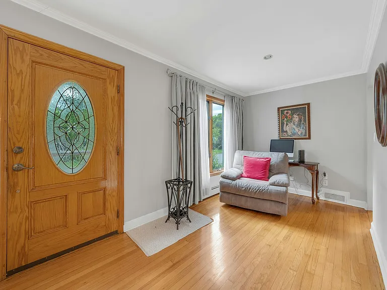 24 Cambridge Rd — Photo 29