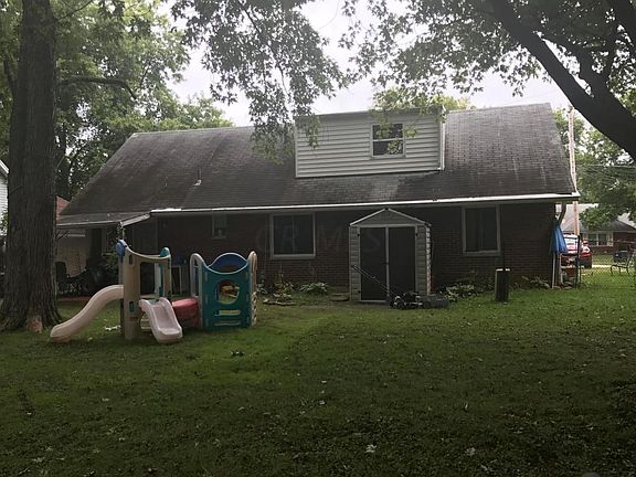3rd image of 291-293 Myrtle Dr