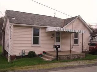 100 Dallas St, Bentleyville, PA 15314