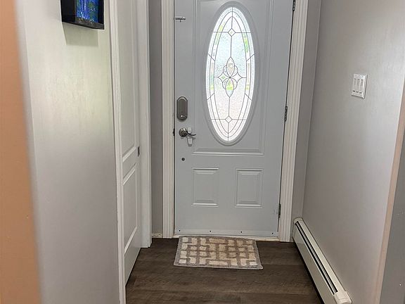 4th image of 34 Community St