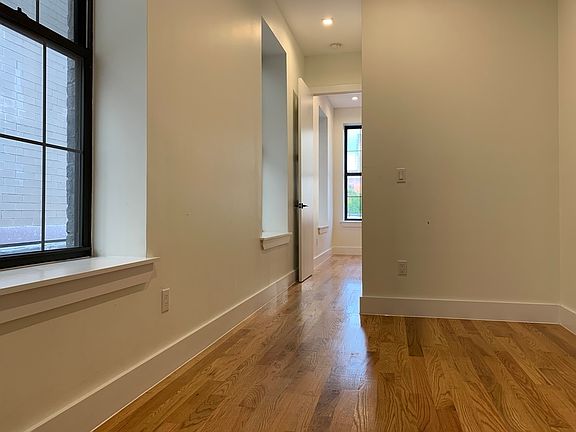 5th image of 281 Bushwick Ave #2L