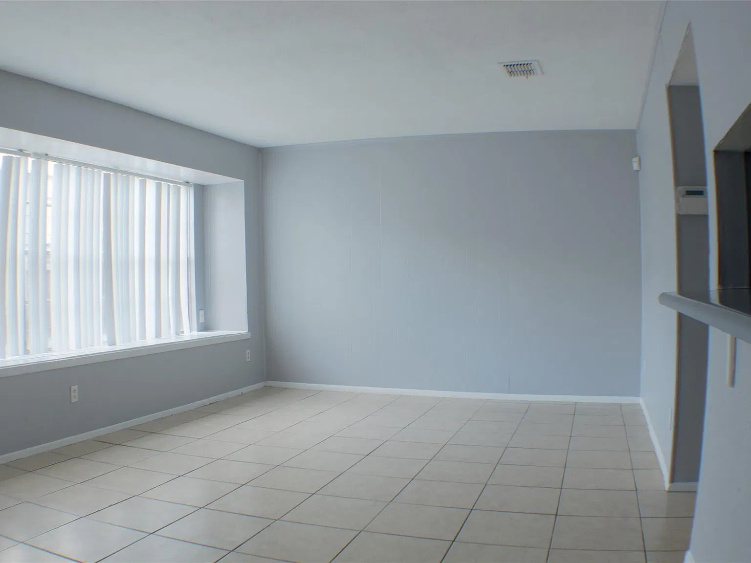 3 bed, 2.5 bath, 1562 sqft, $1,500 — Photo 4