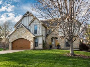 14920 W 71st Ter, Shawnee, KS 66216