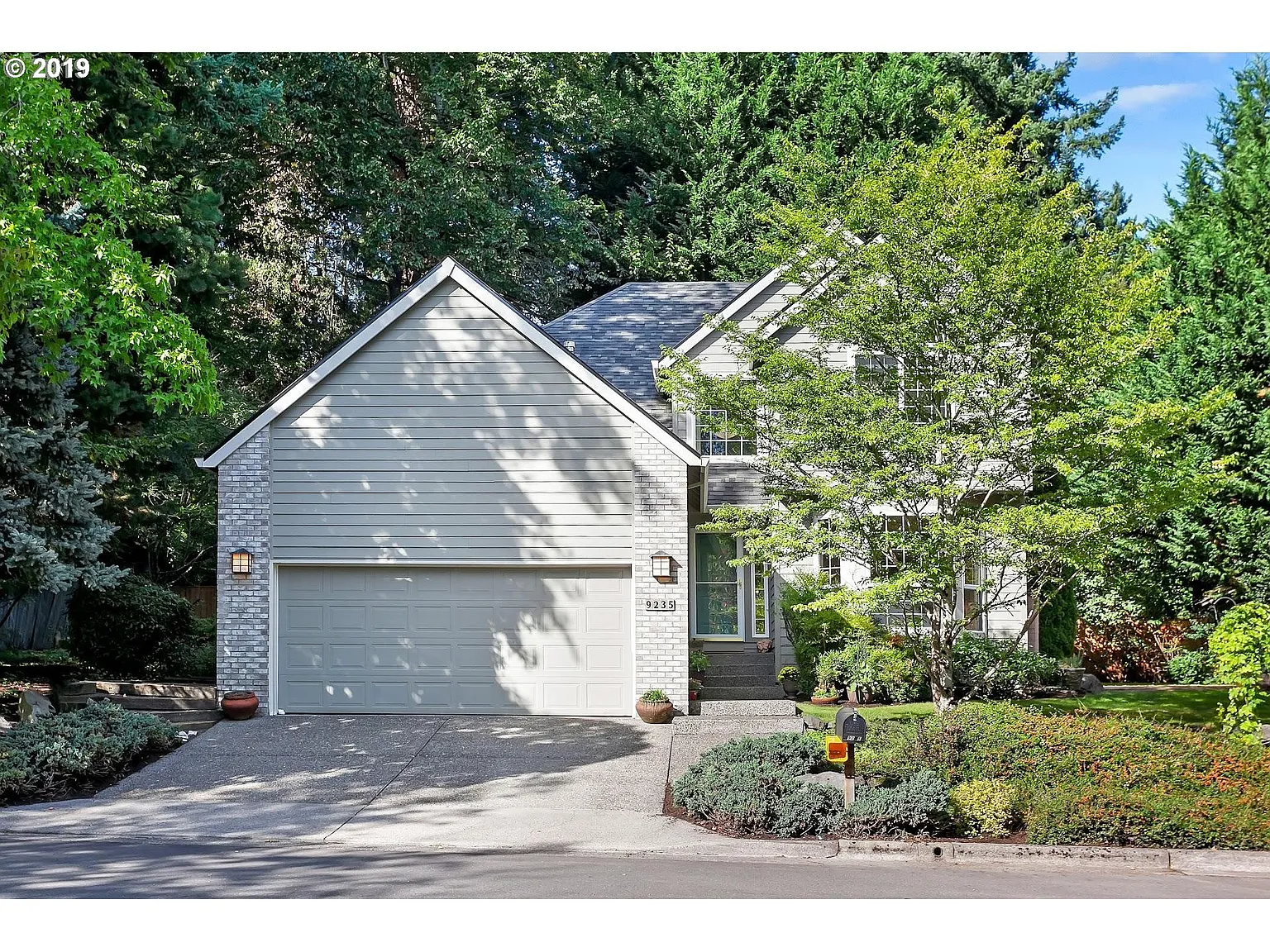9235 SW Midea Ct photo 1